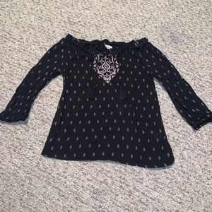 off the shoulder Three-quarter length shirt